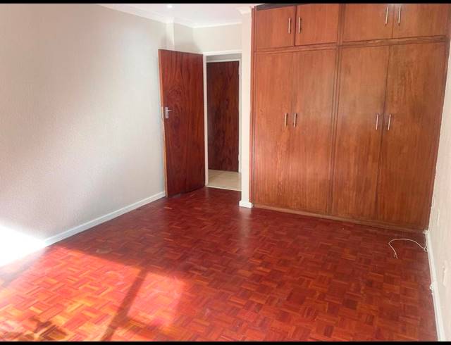 2 BEDROOM PROPERTY TO RENT IN KENILWORTH